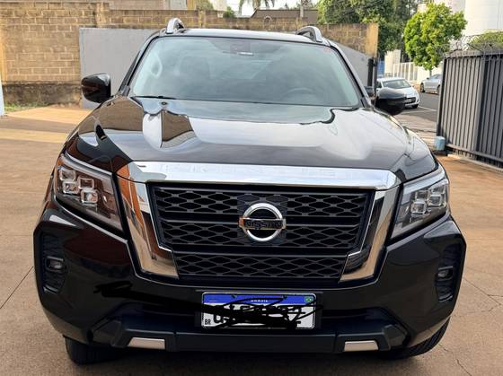 NISSAN FRONTIER 2.3 16V TURBO DIESEL XE CD 4X4 AUTOMÁTICO NISSAN FRONTIER 2.3 16V TURBO DIESEL XE CD 4X4 AUTOMÁTICO